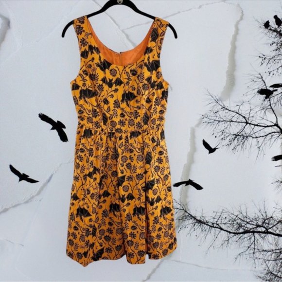 Modcloth Orange & Black Halloween Spooky Spider and Bat Print Cotton Dress NWT - Picture 3 of 12